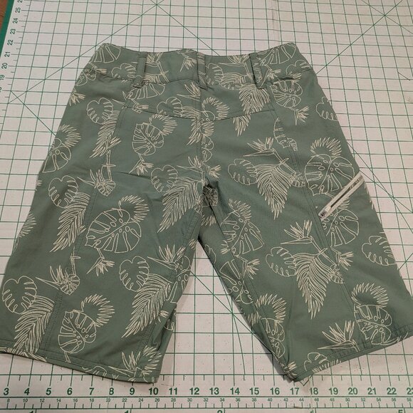 EUC Wild Rye Freel Shorts Size 4 Paradise print - Picture 2 of 5